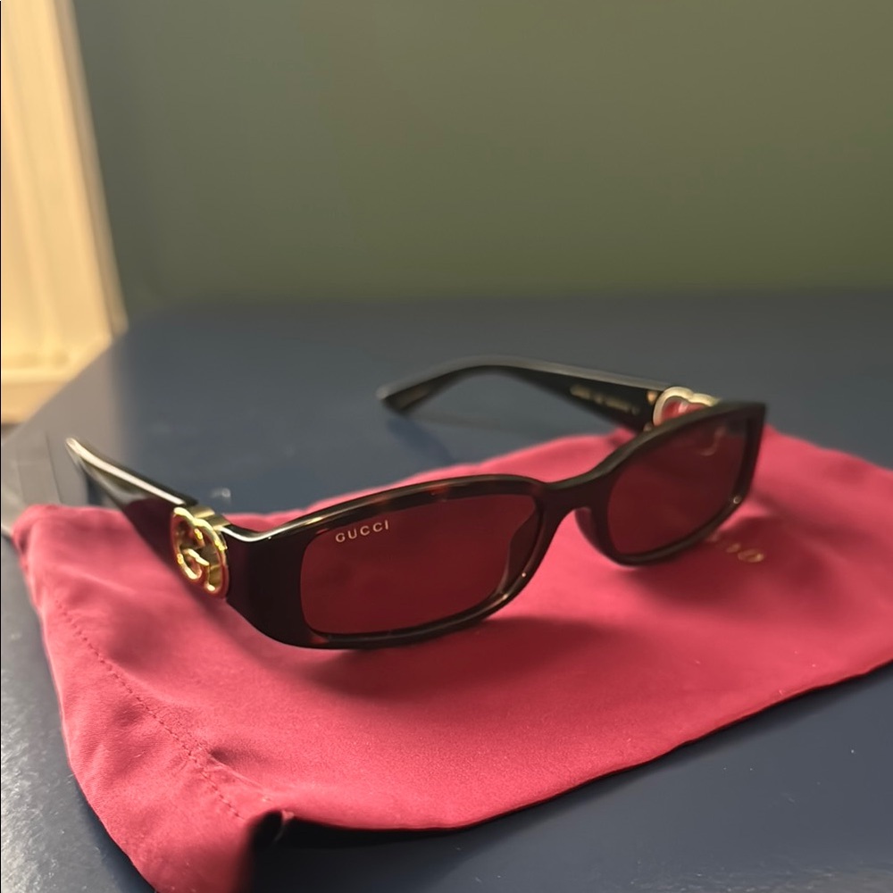 Gucci Rectangle Sunglasses